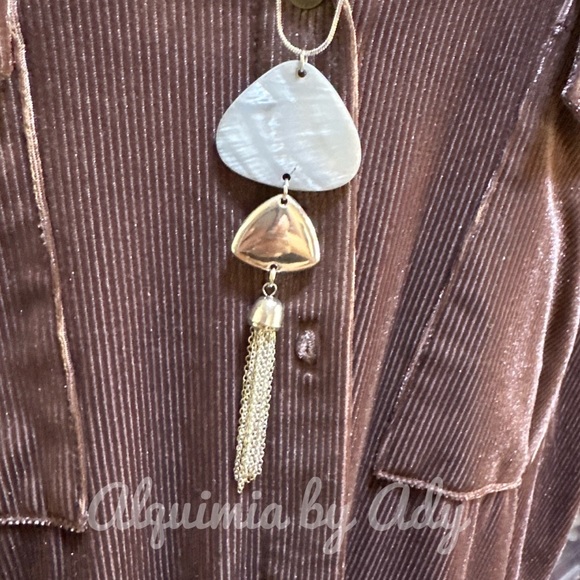 Gray huge mother of pearl shell silver statement necklace extra long - Picture 3 of 3